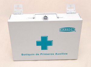 francisco oficios y profesiones en Recoleta |  VENDO BOTIQUINES METALICOS Y DIFERENTES MATERIALES, PLASTIFICADOS-NYLON-PLASTICOS DURO-ALUMINIO Y ABS