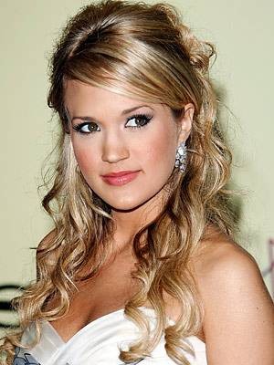 WILMA FUENTES STUDER oficios y profesiones en Santiago |  PEINADOS Y MAQUILLAJE MAC, NOVIAS, GRADUACIONES, MADRINAS A DOMICILIO, ONBDUALDO Y TINTE PESTA&Ntilde;AS 2X1 16.000, ARREGLOS FLORALES, RAMOS NOVIA