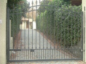 ROLANDO HERMOSILLA oficios y profesiones en Quinta Normal |  REJAS Y PROTECCIONES, CERRAJERIA