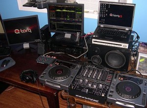 ricardo oficios y profesiones en Las Condes |  dj servicio, arriendo de amplificaci&oacute;n y iluminaci&oacute;n , dj servicio, arriendo de amplificaci&oacute;n y iluminaci&oacute;n 