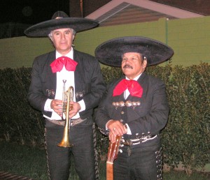 RENE MARTINEZ oficios y profesiones en Santiago |  charros martin, mariachis juarez santiago