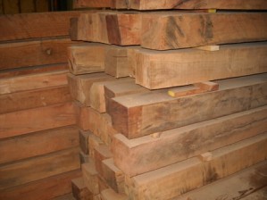 construcciones itamar oficios y profesiones en San Miguel |   REMATE DE ROBLE ESTE FIN DE SEMANA					, MADERA  EN BRUTO  HASTA AGOTAR STOCK				