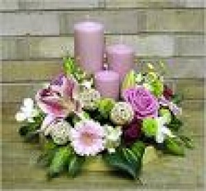 Mauricio Rojas oficios y profesiones en Santiago |  ARREGLOS FLORES NATURALES , RAMOS DE NOVIA, DECORACION MATRIMONIOS, MAURICIO ROJAS - WILMA FUENTES PEINADOS Y MAQUILLAJES A DOMICILIO