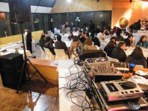 RZPRODUCCIONES oficios y profesiones en Santiago |  ANIMADOR PARA MATRIMONIOS, DJ, AMPLIFICACION, ILUMINACION