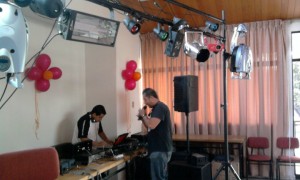 rzproducciones oficios y profesiones en Santiago |  animador y cantante para cumplea&ntilde;os , matrimonios  y despedidas, amplificacion, luces, dj, karaoke