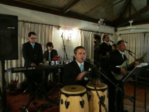 CHRISTIAN VERA oficios y profesiones en Santiago |  ORQUESTA MATRIMONIOS BANDA SHOW, MATRIMONIOS