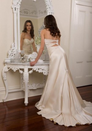 Lili&aacute;n Sayago van Nes oficios y profesiones en Huechuraba |  Vestidos de novia ( dise&ntilde;o y confecci&oacute;n) peinado y maquillaje, Lila atelier de la novia