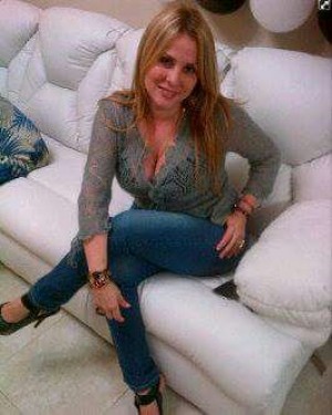 Carolina oficios y profesiones en Santiago |  Masjaista venezolana en pleno centro de stgo ll&aacute;manos, Masajes relajaci&oacute;n anti estres 